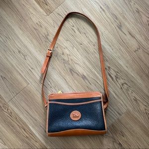 Vintage Dooney and Bourke Crossbody